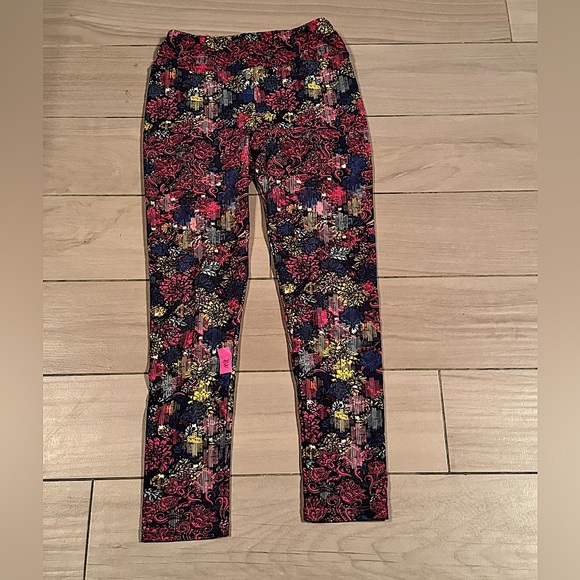 Lula roe Colorful Patterned Leggings one size fits most 2-12 sizes women - Picture 1 of 3